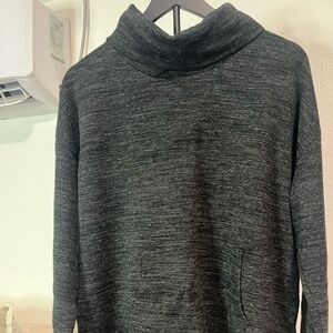 turtle neck sweater black gray